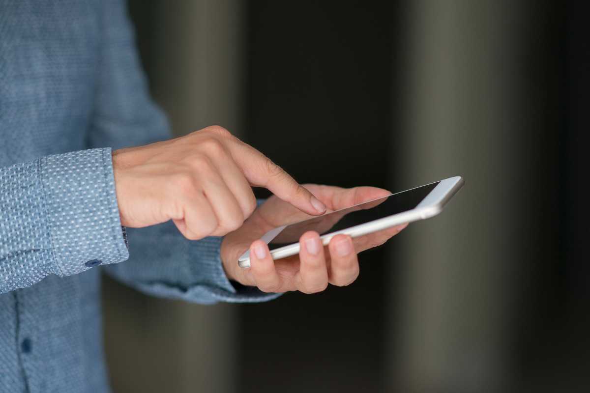 Telefone celular - Cientista relaciona uso de celular a desenvolvimento...