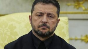 Situação crítica: Zelensky será eliminado, se tentar fugir de Kiev, diz analista