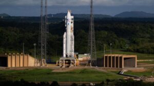 Mídia: Europa está indefesa na corrida armamentista espacial devido à escassez de veículos lançadores