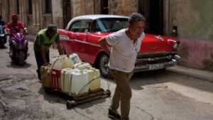 Cuba flexibiliza economia, mas sanções e falta de recursos ainda limitam impacto das reformas