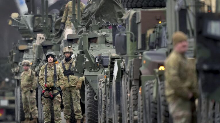 Jornal revela grave escassez de equipamentos e armas no treinamento de reservistas alemães