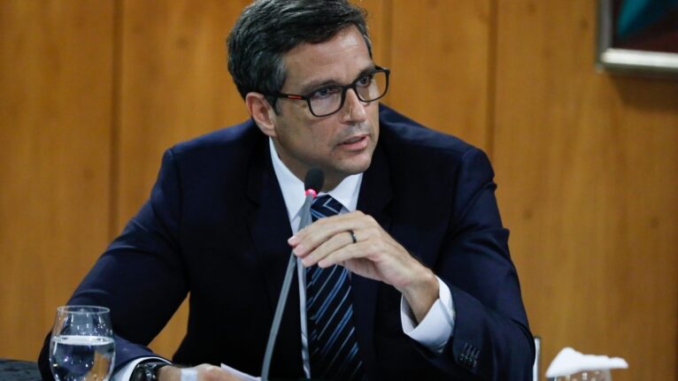 Campos Neto convidou Vorcaro para sua casa quando era presidente do Banco Central, afirma mídia