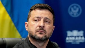 Não há escolha: Kiev deve aceitar termos de paz de Moscou para evitar derrota total, diz analista