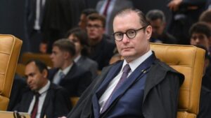 Zanin nega liminar e mantém processo sobre CPI do caso Master em análise no STF, diz mídia