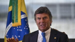 Fux dá 10 dias para Senado se manifestar sobre registros de Vorcaro e Viviane Barci