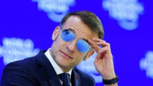'É uma bobagem': neto de Charles de Gaulle avalia ambição de Macron de aumentar potencial nuclear francês