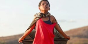 Produções com artistas negros ganham espaço, mas desigualdade resiste