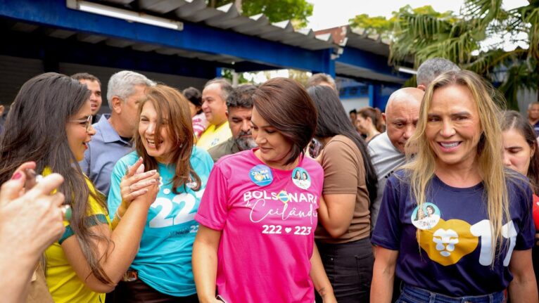 Michelle Bolsonaro divulga nota sobre discussão com eleitora no DF
