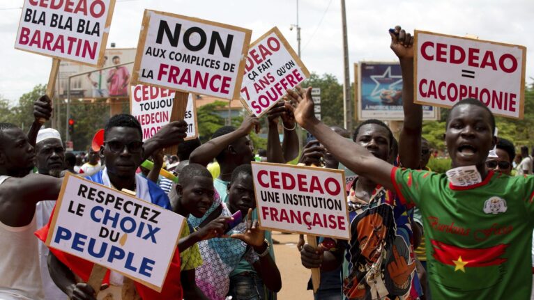 Burkina Faso, ao refinar seu próprio ouro, é mais uma derrota ao Ocidente? Analista explica (VÍDEOS)