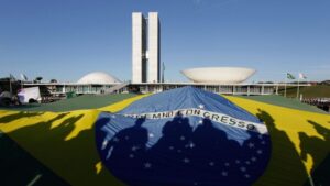 Deputados concentram emendas em redutos e ampliam votação, mostra levantamento