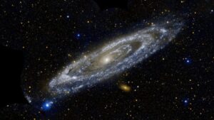 Andrômeda está formando menos estrelas e galáxia vizinha pode ser a causa, dizem astrônomos