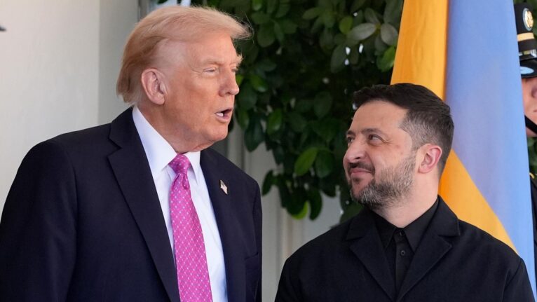 'Apoio perde sentido': Trump sinaliza a Kiev sobre vantagem da Rússia, avalia analista