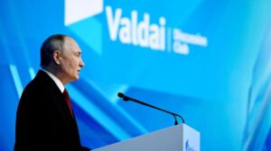 Discurso do líder russo no Valdai é aviso para Ocidente sobre 'linhas vermelhas', diz analista