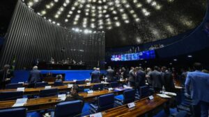 Fim da escala 6x1 entra em discussão no Plenário do Senado na próxima semana