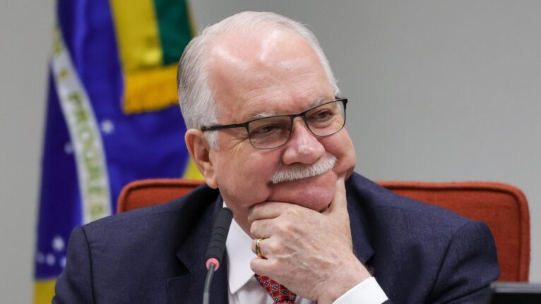 Mídia: Fachin pede à Polícia Federal que investigue ministros do STF 'sem exeção'