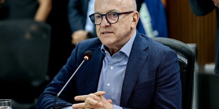 Otaviano Pivetta é eleito governador de MT no primeiro turno