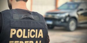 PF investiga uso de broches com câmera para gravar votos