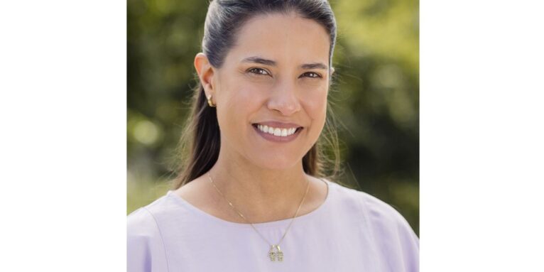 Raquel Lyra é reeleita governadora em Pernambuco no primeiro turno